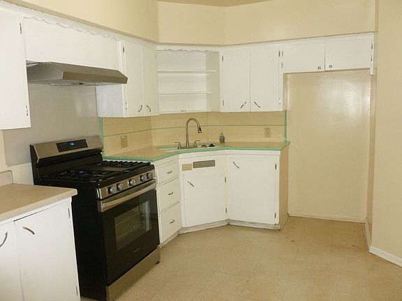 4th image of 1321 Euclid Ave #B