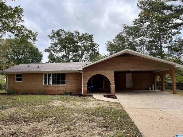 1001 Pecanwood Dr, Anniston, AL 36207