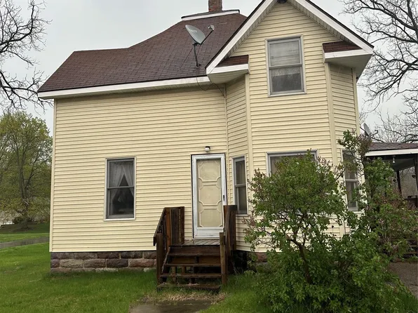 208 N Church St, Ortonville, MI 48462