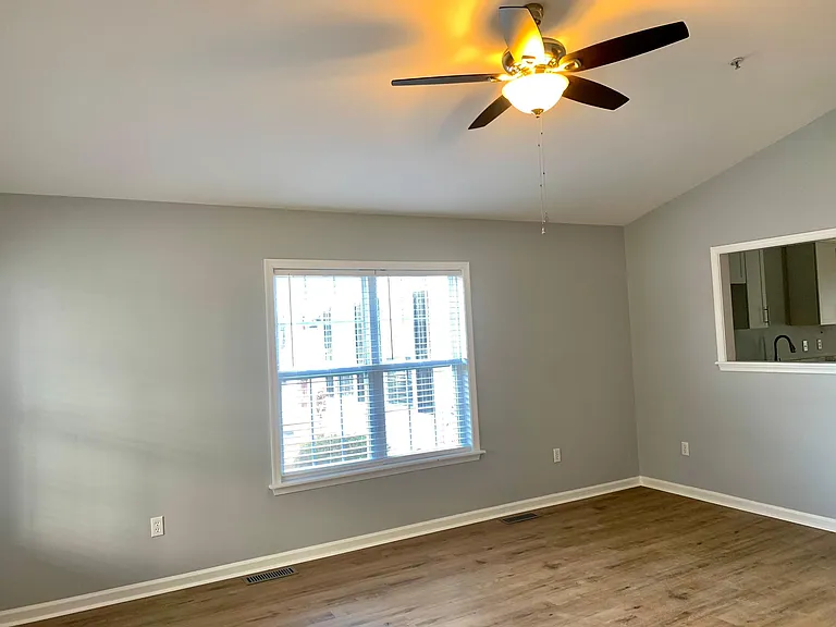 1016 Granite Ct — Photo 11