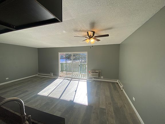 2nd image of 2150 S Vaughn Way