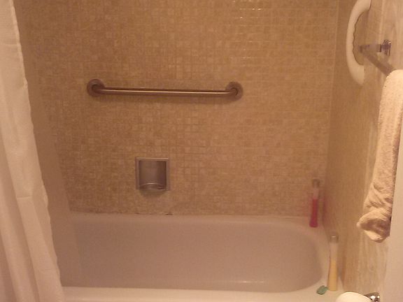 5th image of 442 Southampton C