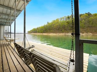 7 Edgewater Rd, Rogers, AR 72756