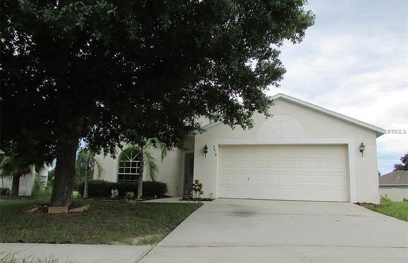 1st image of 4418 Horseshoe Pick Ln