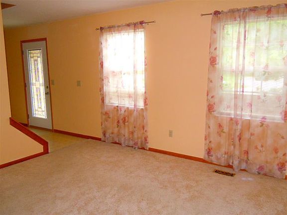 3rd image of 6341 Jayfield Dr