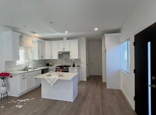 7333 Lemona Ave, Van Nuys, CA 91405