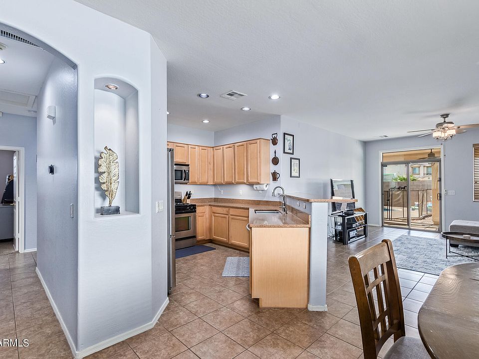 1st image of 43558 W BAILEY Drive