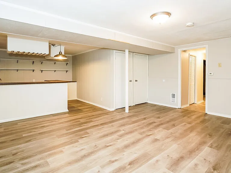 5801 Sunwood Dr — Photo 11