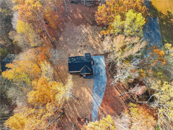 3310 Beeson Farm Rd, Sophia, NC 27350