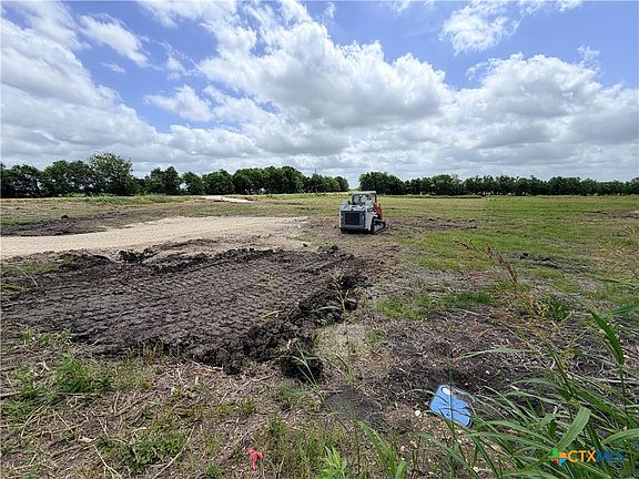2nd image of 8675 Pecan Rd