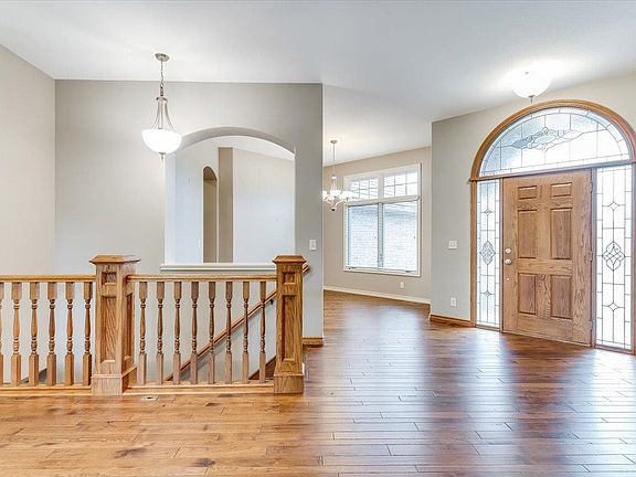 4th image of 8309 W Meadow Pass Ct
