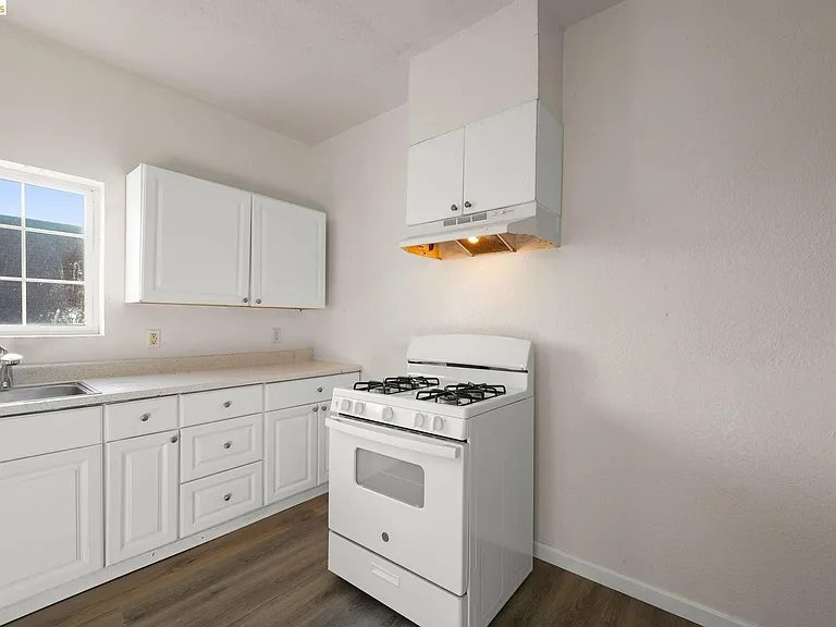 203 Bissell Ave #2 — Photo 3