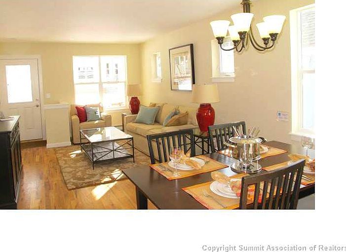 2nd image of 21 Paradise Green Court