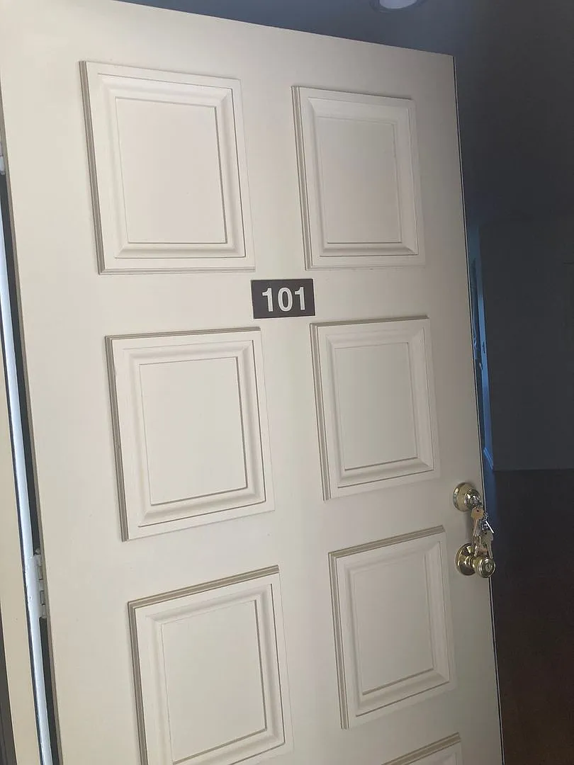 The Sherwood — Photo 1