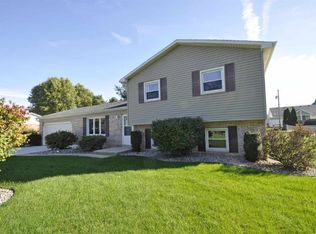 52066 Justine Dr, South Bend, IN