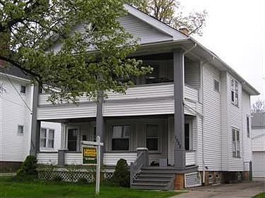 1st image of 1582 Wyandotte Ave
