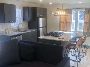 132 W 12th St #2, Duluth, MN 55806