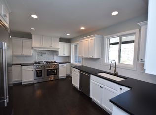 11350 SW Cardinal Ter, Beaverton, OR 97008