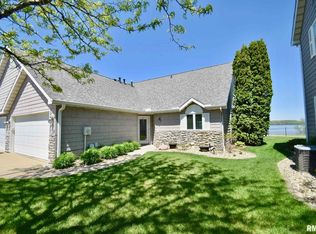 104 Harbor Pointe Dr, East Peoria, IL
