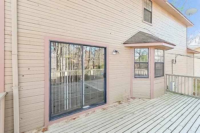 300 Shadow Ridge Dr — Photo 12