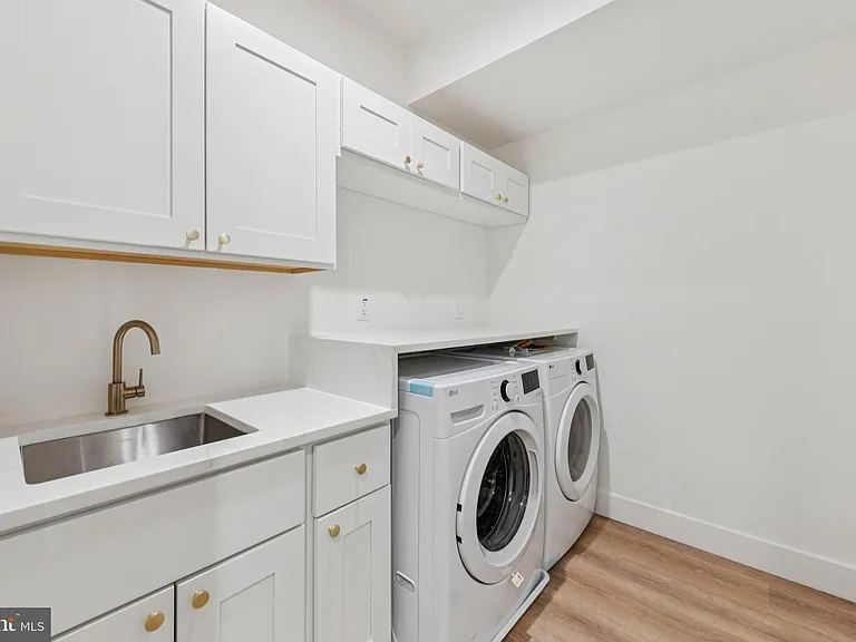 2507 I St NW — Photo 32