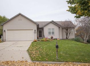 100 Terrace Ct, Mount Horeb, WI 53572