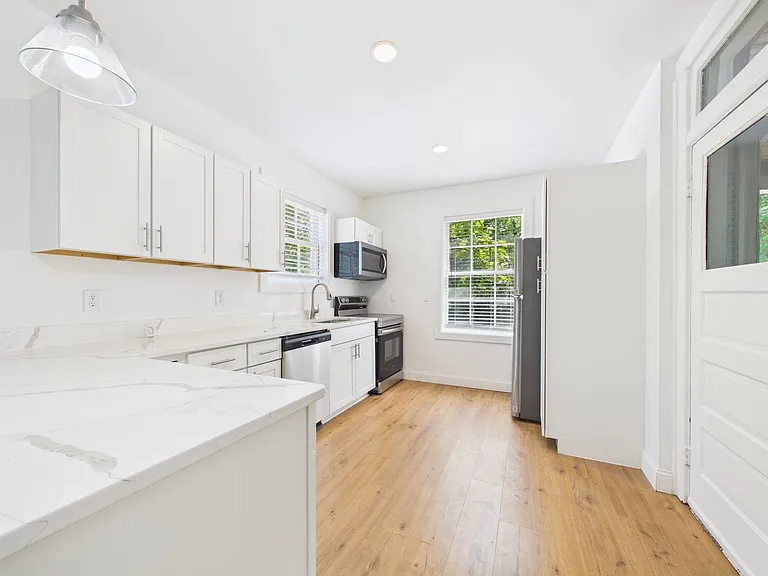 1703 Oakdale Ave #B — Photo 27