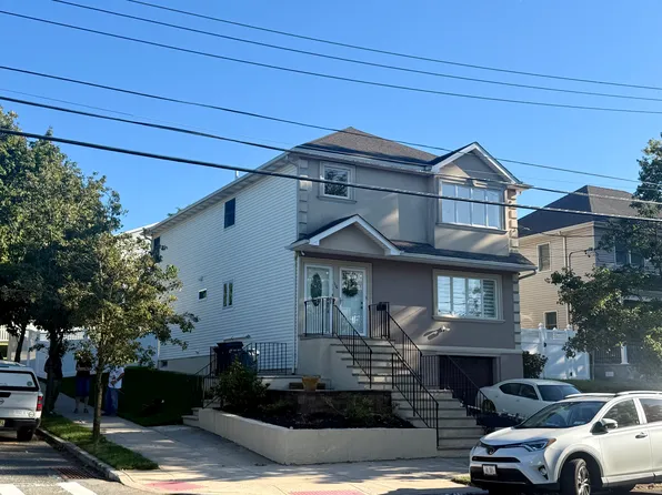 116 Craig Ave, Staten Island, NY 10307