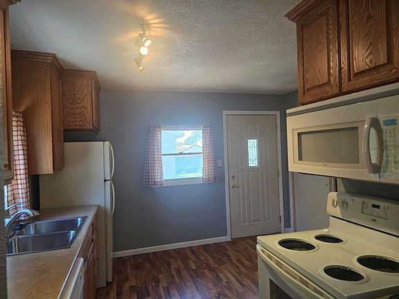 5th image of 808 W K St