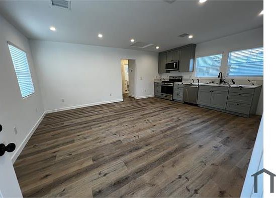 1st image of 7021 Myrtle Ave #A
