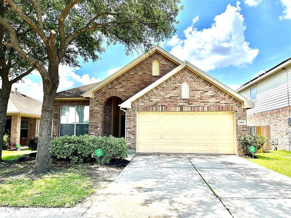 1st image of 16007 Hidden Manor Dr