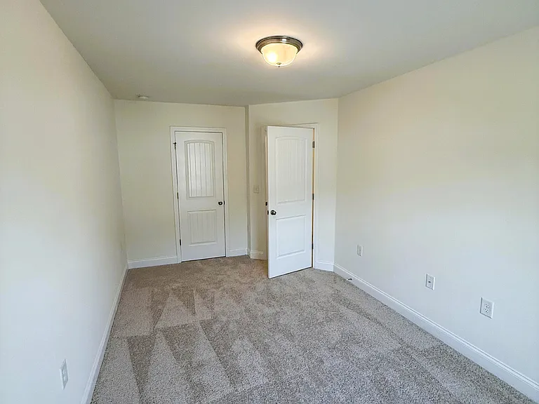 1209 Scholar Dr — Photo 9
