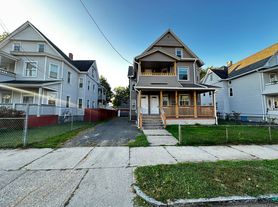 63-65 Wilmont St