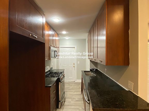 5th image of 2242 W Morse Ave #G