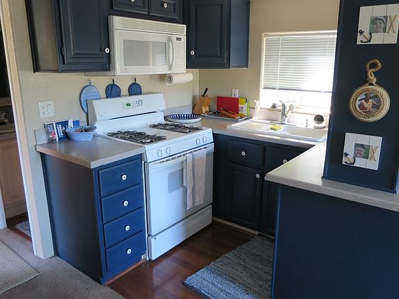 4th image of 310 Peninsula Dr