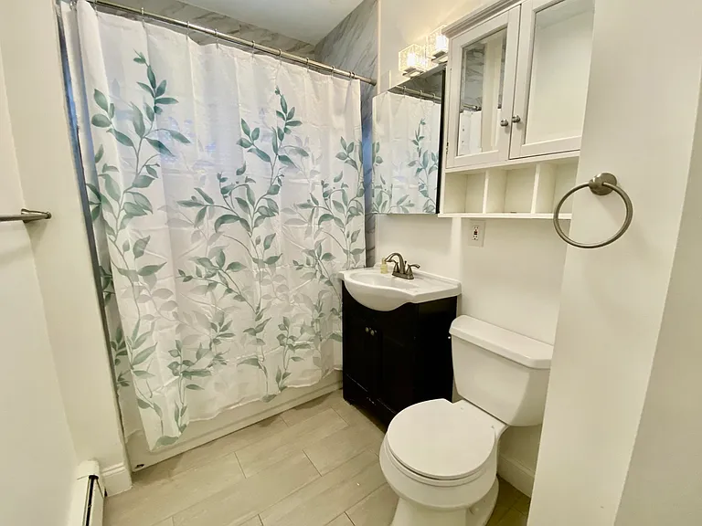 21 Heldun St #2 — Photo 15