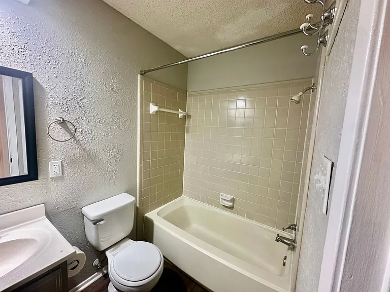 934 Cottonwood Trl — Photo 13