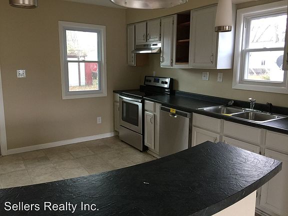 4th image of 12615 McGowan Ave