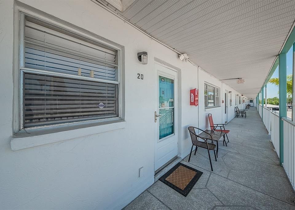 1st image of 5286 81st St N APT 20