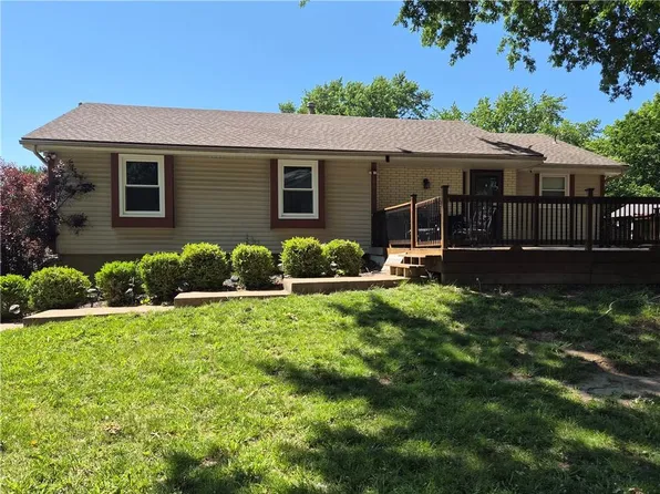 1802 N Concord Rd, Independence, MO 64058