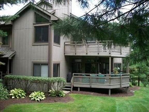 2nd image of 2220 Woodbrook Trl