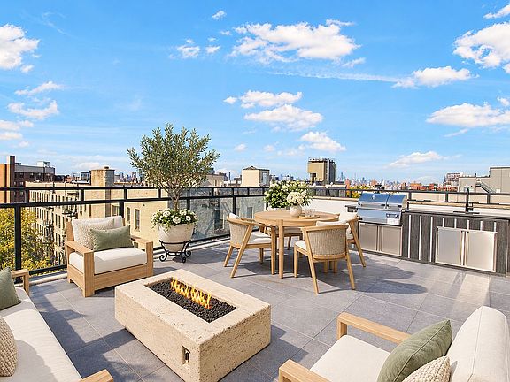 3rd image of 820 Classon Ave #Penthouse