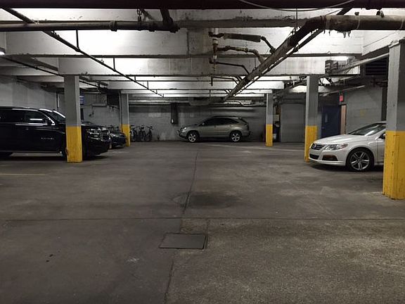 5th image of 346 E 29th St APT 6A