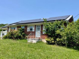 216 Frazier Rd, Altavista, VA 24517