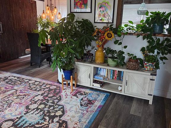 5th image of 833 Norfolk Rd