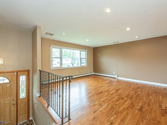 2nd image of 73 Fairmount Rd