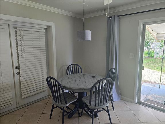 5th image of 2456 EDNOR STREET
