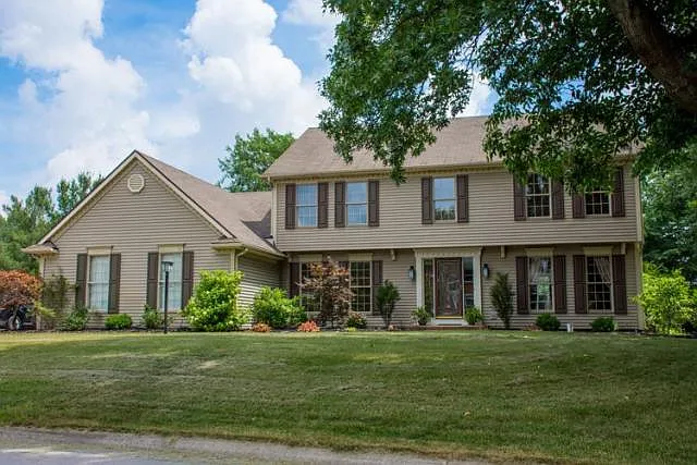 52244 Dorchester Ct photo 1