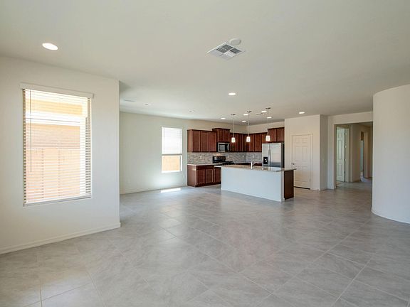 4th image of 11988 N Renoir Way