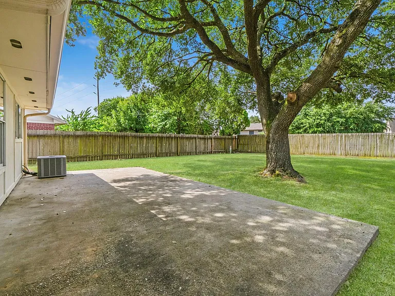 19727 Waverly Park Ln — Photo 30
